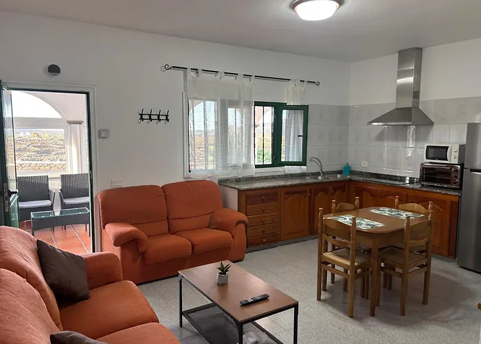 Casa Entre Montana